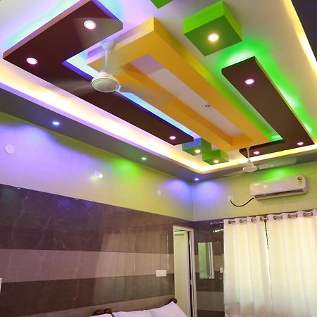 Rv Residency Hotel Wodapatti Екстериор снимка