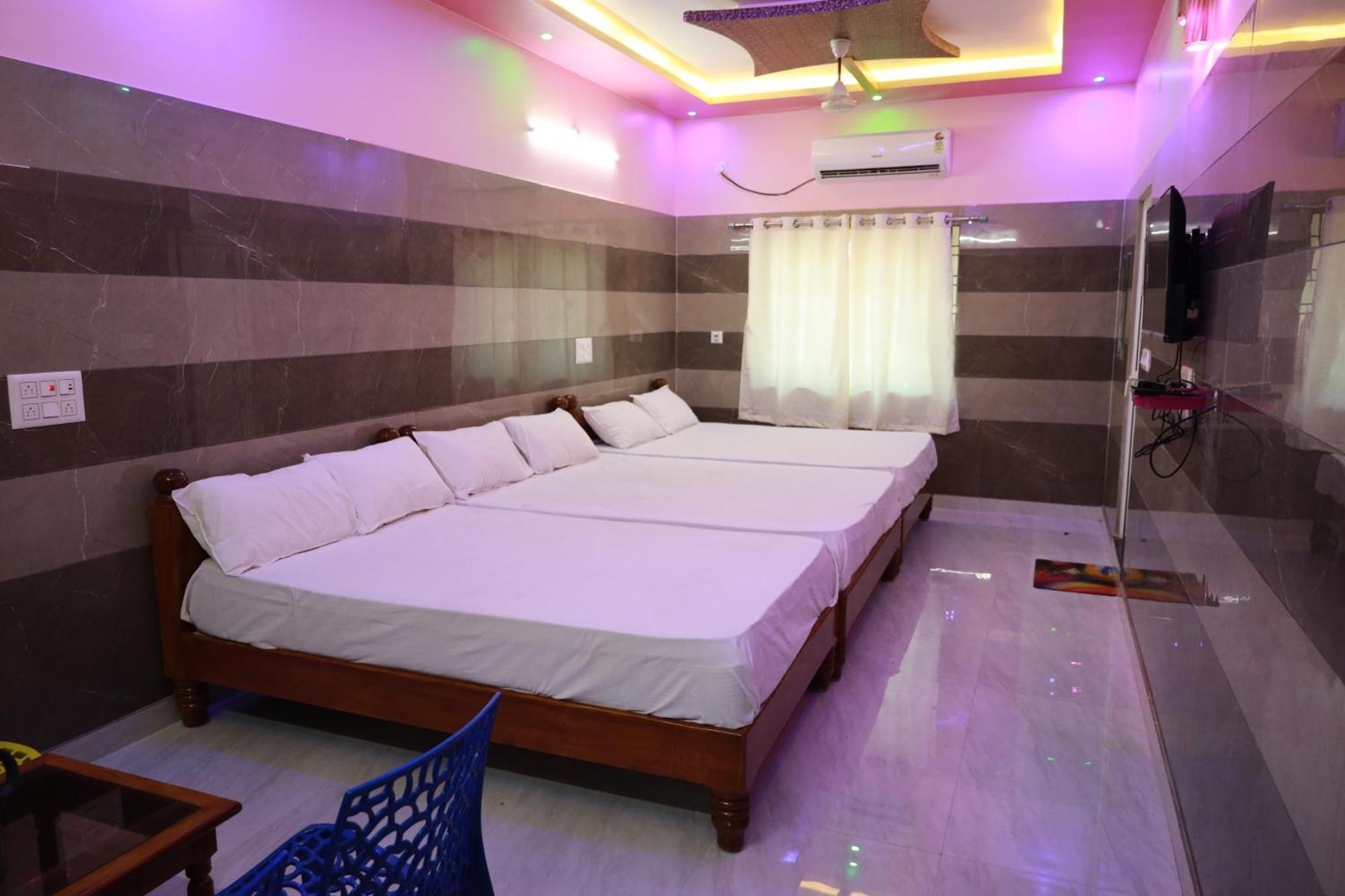 Rv Residency Hotel Wodapatti Екстериор снимка