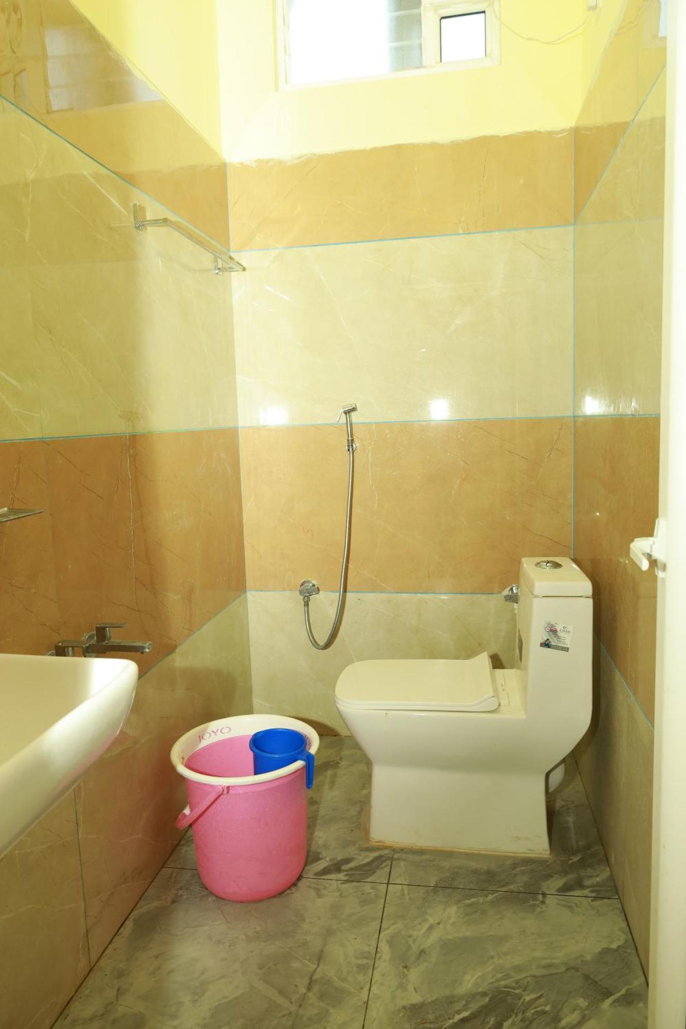 Rv Residency Hotel Wodapatti Екстериор снимка